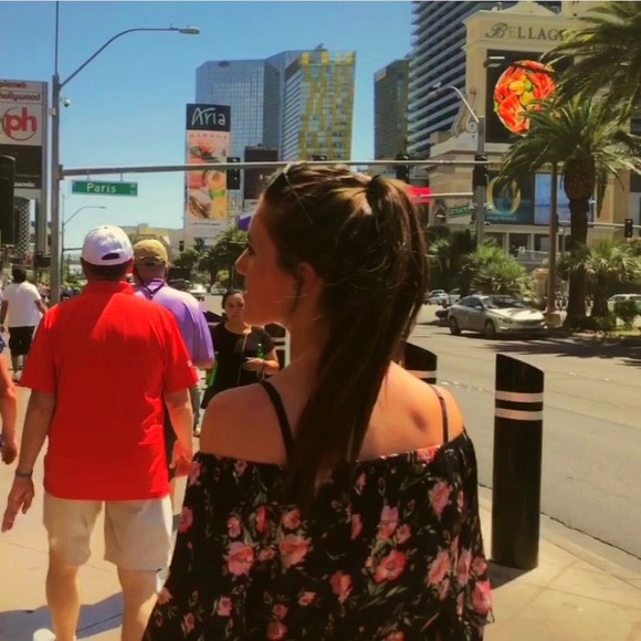 Floral romper - Picture 2 of 4